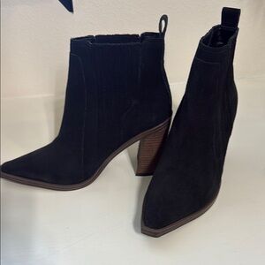 Vince Camuto Black Ankle Booties with Pointed Toe